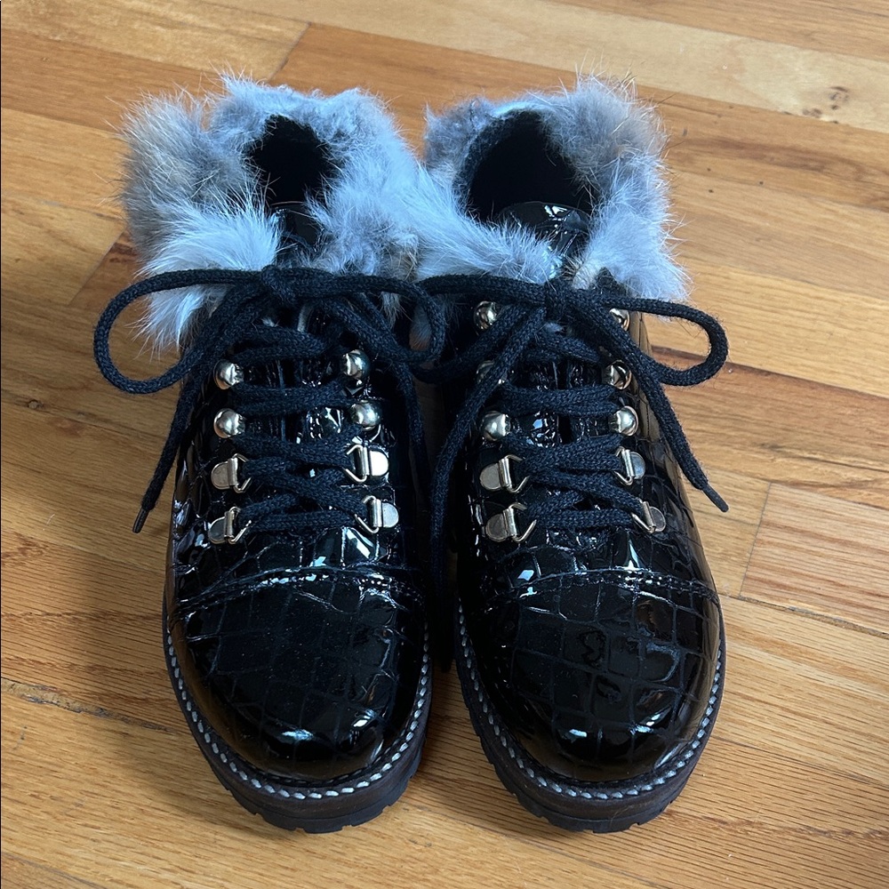 275 Central black patent leather real Fur Booties